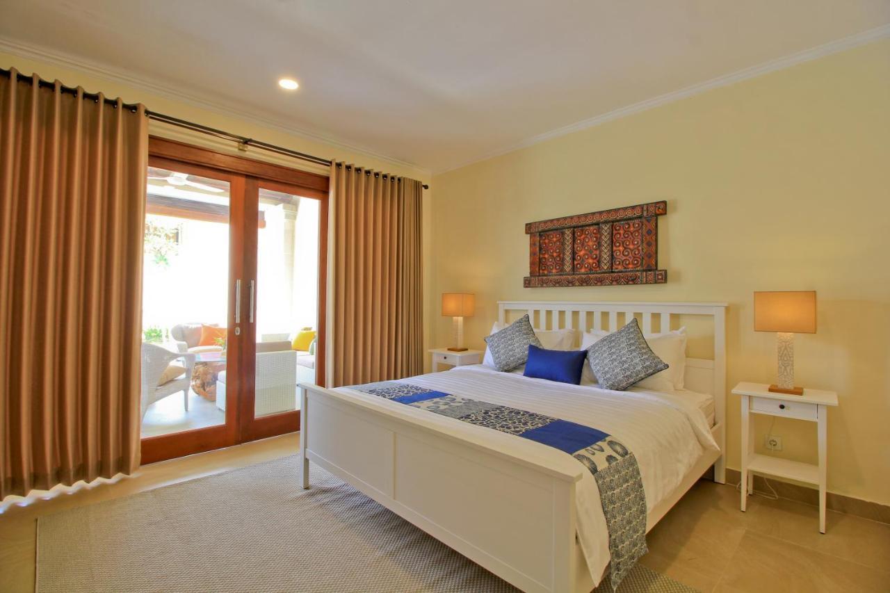 Uma Lima Villa Batu Belig - Close To The Beach Canggu Exterior foto